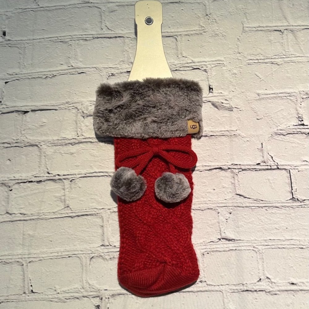 UGG Wine Bottle Holder Knit With Faux Fur & Pom Poms in Red Gray